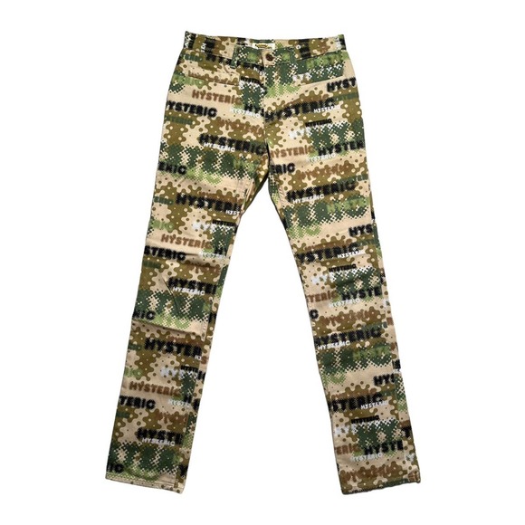 Digi camouflage graphic logo denim